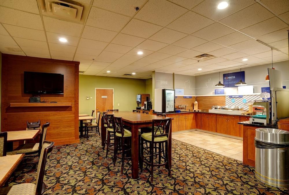 Holiday Inn Express La Plata By Ihg Esterno foto