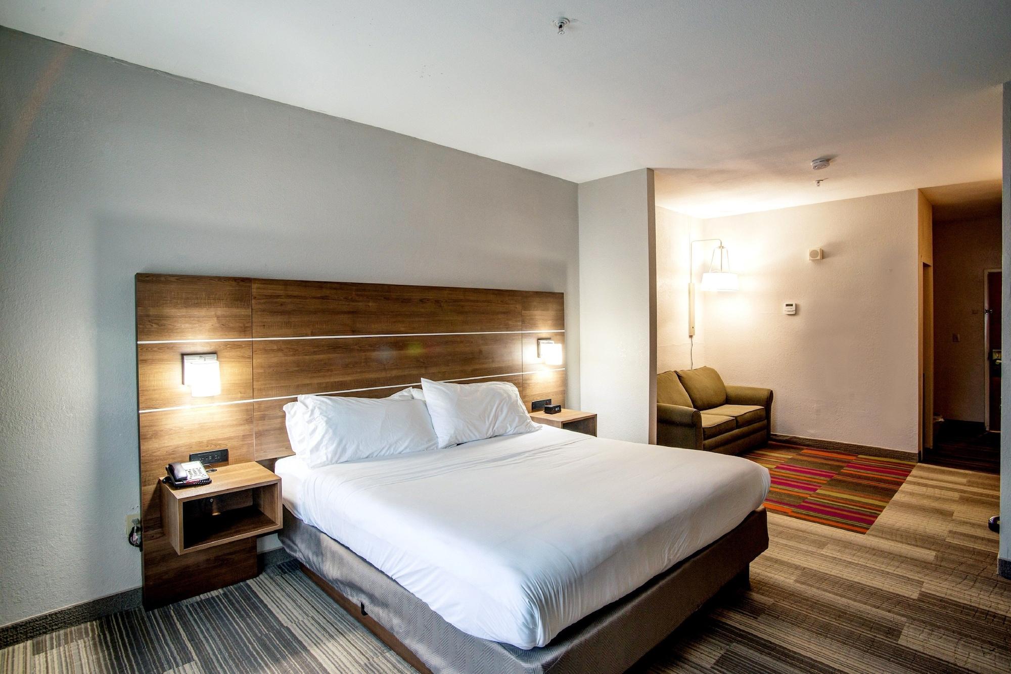 Holiday Inn Express La Plata By Ihg Esterno foto
