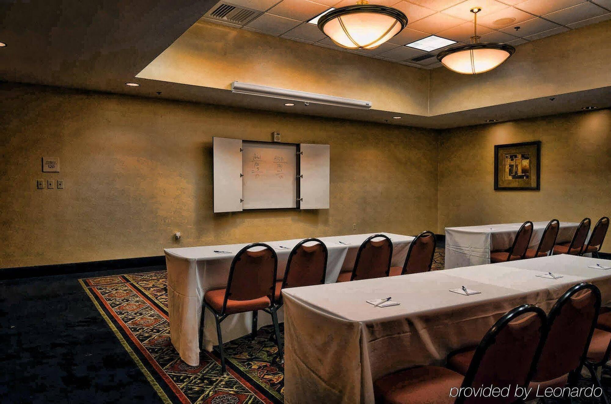 Holiday Inn Express La Plata By Ihg Esterno foto